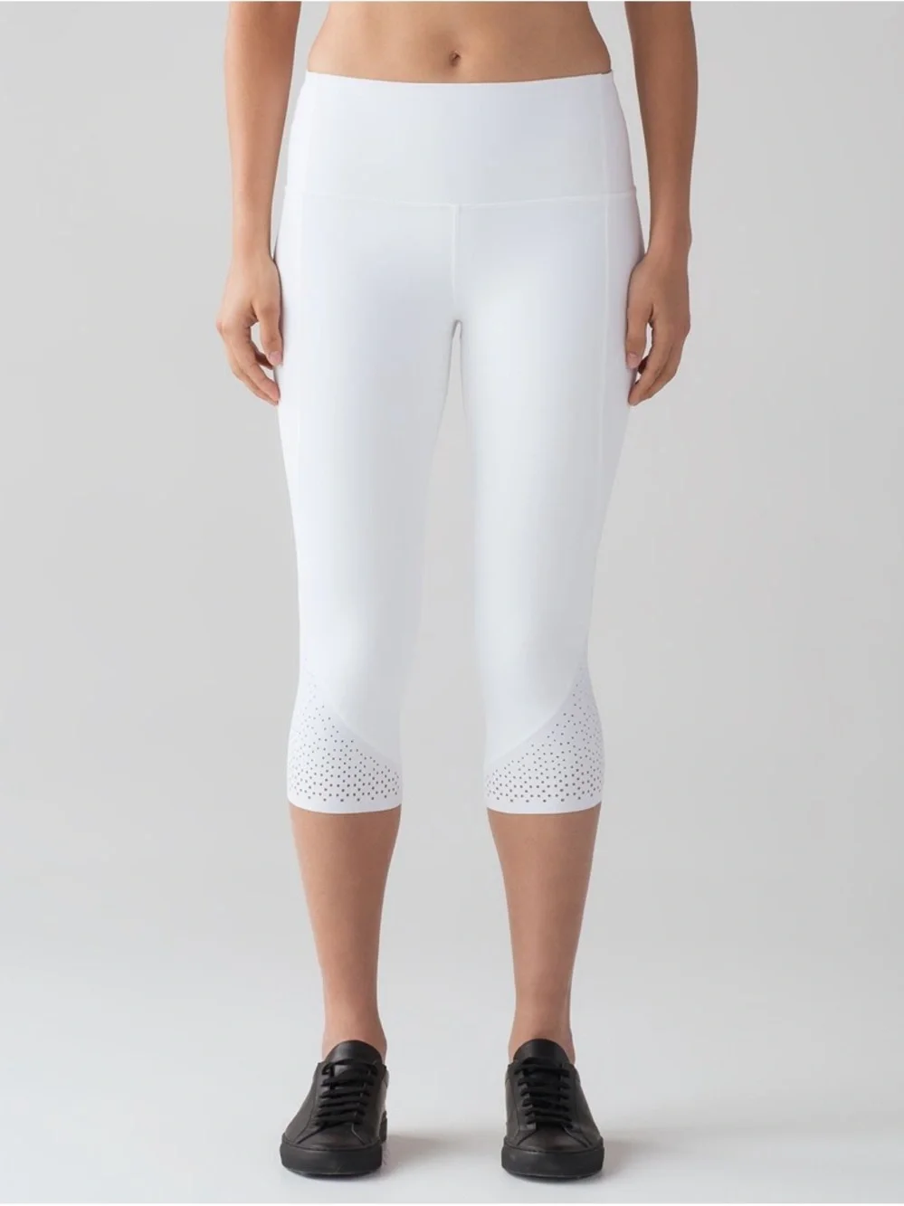 Lululemon Anew Crop Pants Leggings White Laser Cut Ventilation Workout Gym Sz 4